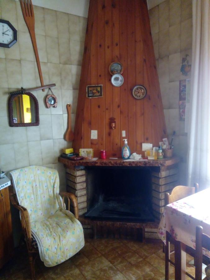 Вилла La Casa Di Lili Lugnano in Teverina Экстерьер фото